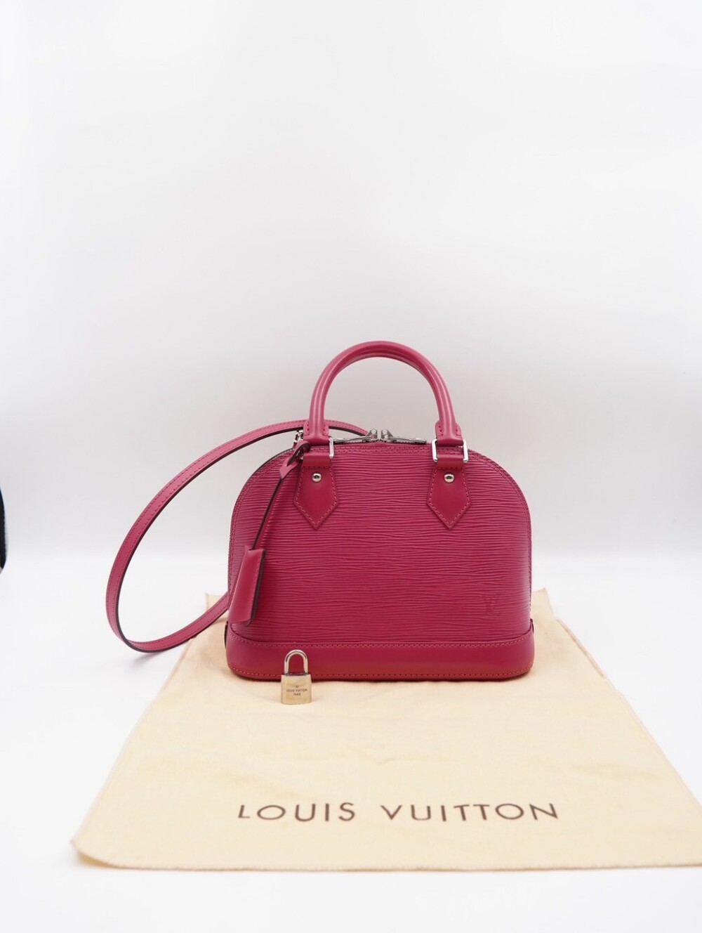 CK52 💕 Louis Vuitton Epi Leather Alma BB